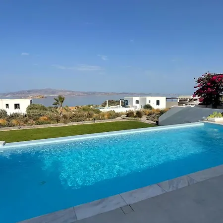 Дом отдыха Sun, Beachfront With Stunning Views, Naxos Микри-Вигла