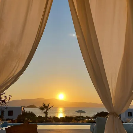 Casa vacanze Sun, Beachfront With Stunning Views, Naxos *