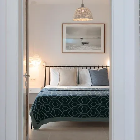 Casa vacanze Sun, Beachfront With Stunning Views, Naxos