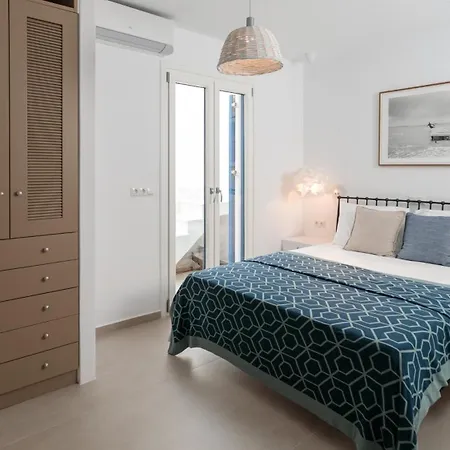 Casa vacanze Sun, Beachfront With Stunning Views, Naxos
